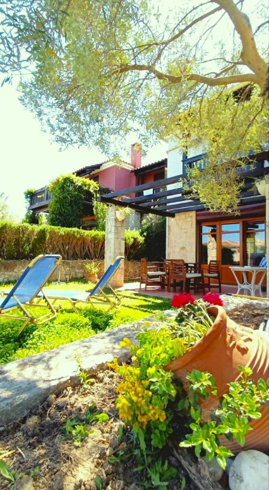 Alexander Dion House * Afytos